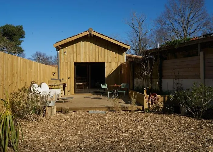 L'ilot Du 9 - & Au Bord Du Hourtin